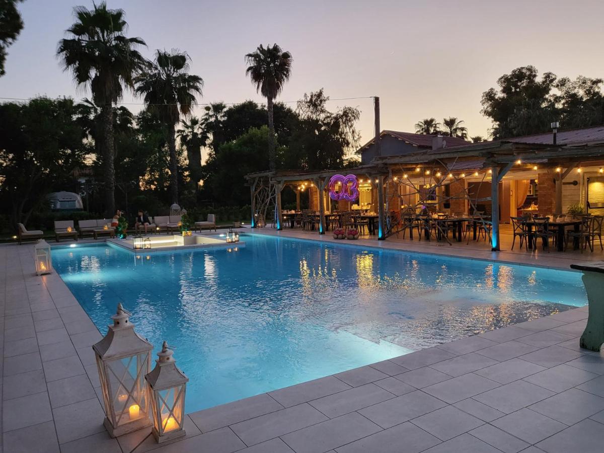 Paradise Ranch Hotel Borgo Sabotino Ngoại thất bức ảnh