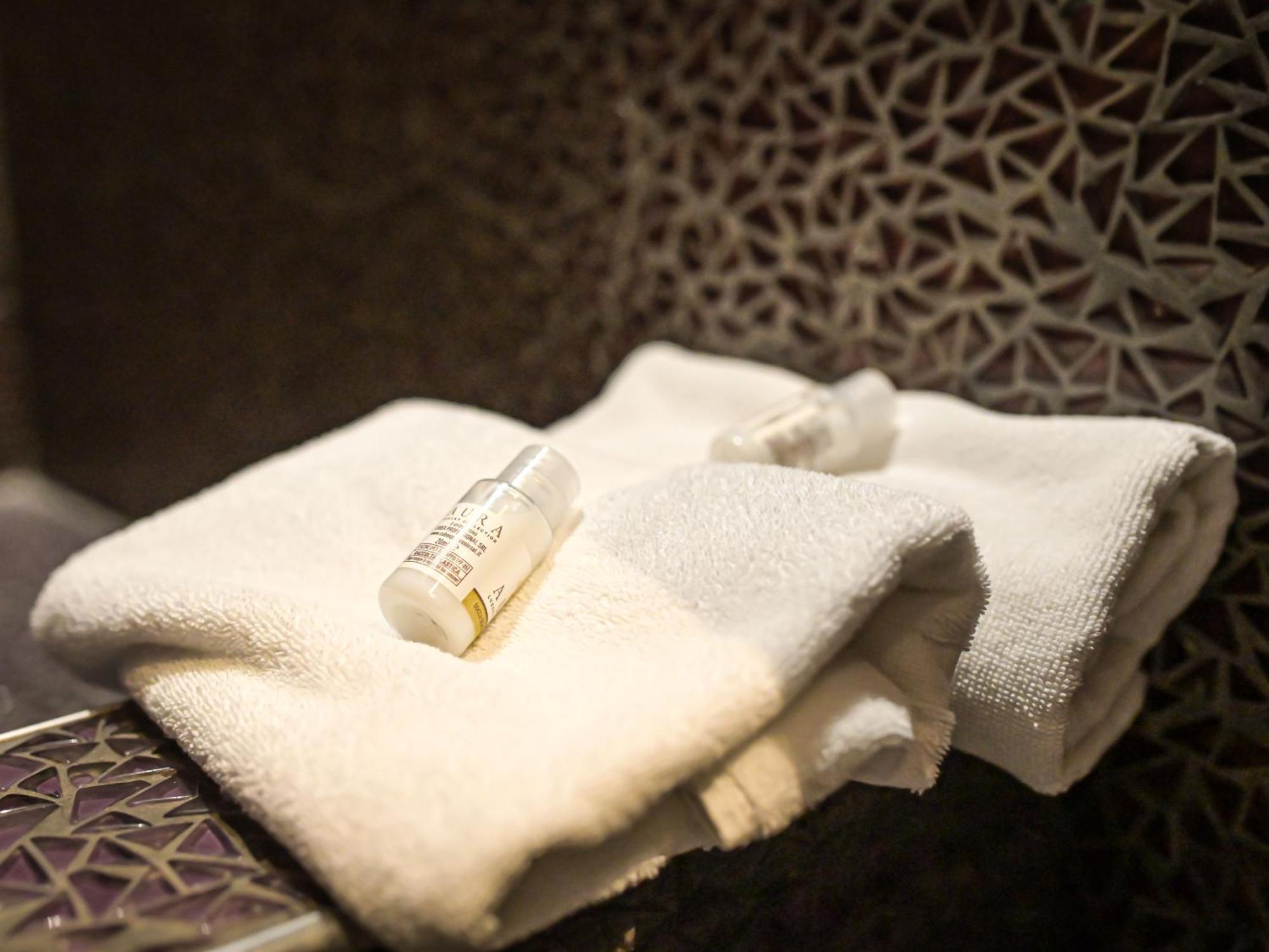 Paradise Ranch Hotel Borgo Sabotino Ngoại thất bức ảnh